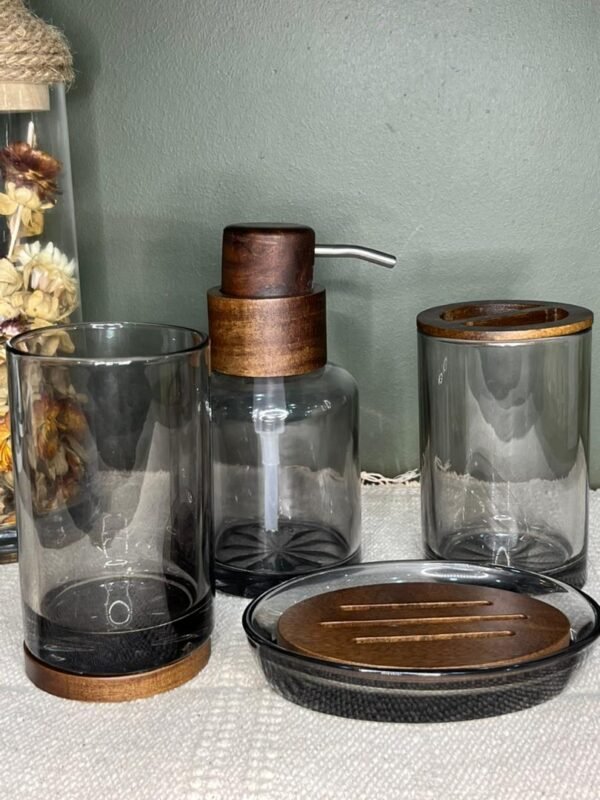 Set salle de bain en ver et bois